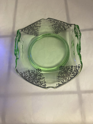 Uranium curved sided dish (rare find) rcd