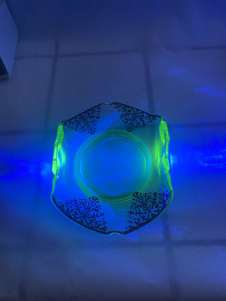 Uranium curved sided dish (rare find) rcd