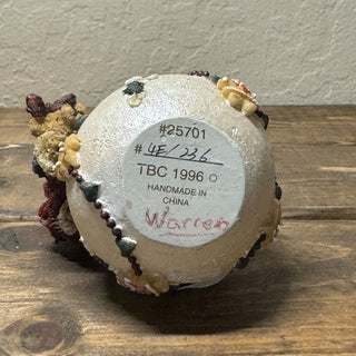 Vtg Boyds Bears Clair w/Gingerbread Garland Ornament RCD|131419