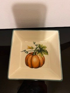#2782 Square Pumpkin Dish