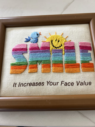 SMILE Embroidery|61389