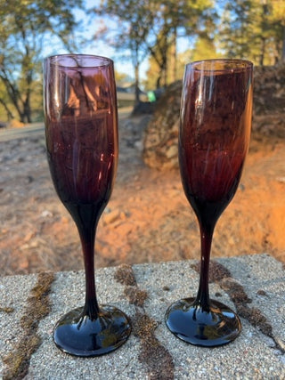 JP SET OF 2 vintage amethyst-tinted fluted champagne glasses