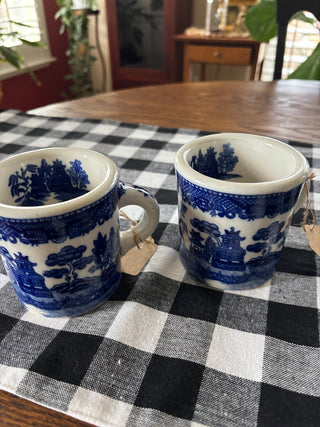 Blue Willow ceramic mug Nasco Japan MTS|58832