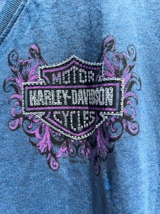 NWT Harley-Davidson women's blue v-neck t-shirt featuring a embellished graphic Size L