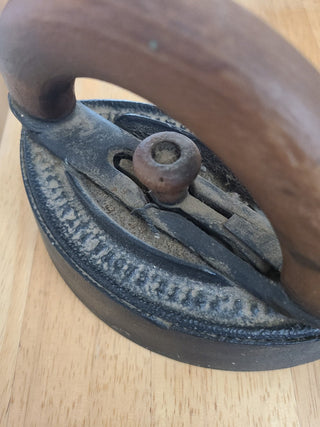 "Sadiron", Circa 1900s, Iron Base w/Wooden removable handle RCD