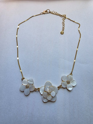 Liz.Claiborne Flower necklace SH|76831