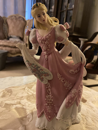 1988 Cinderella figurine by Lenox|40067