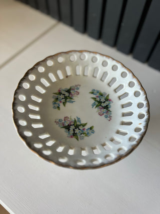 Vintage reticulated pedestal bowl RSV|113549