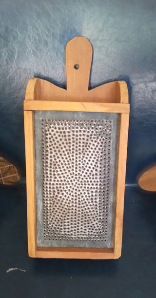MW Vintage Wood Cheese Grater Box MTS