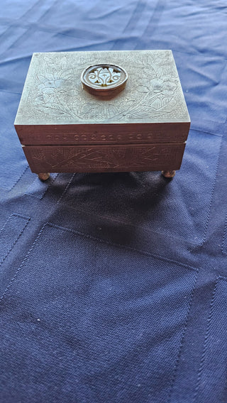 MCM Chinese brass box, jade inlay, wood lined|117309