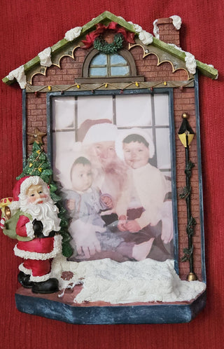 Light Up 5'x7' Christmas Photo Frame, Twinkle, 2AA batteries included, Resin, RSV|121080