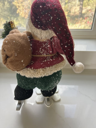 This Skating Santa Claus figurine-RSV|126798