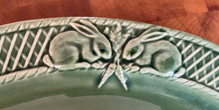 GREEN CERAMIC BUNNY PLATTER PORTUGAL 15.5 X 11.5 STAND NOT INCLUDED NO CHIPS OR CRACKS (KJS) RCD|62022