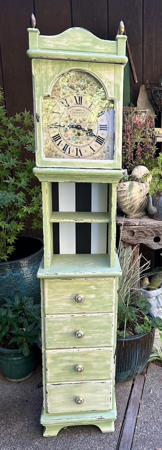 1970's  upcycled grandaughter clock with working westminster chime