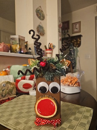 AD. Christmas Wooden Reindeer