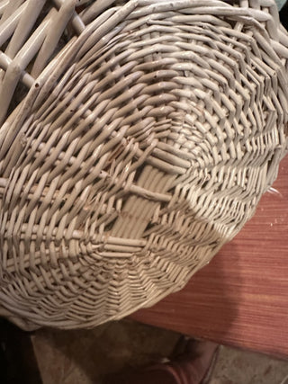 #62 vv Vintage white wicker easter basket lined with bunny and tulips MTS|57367