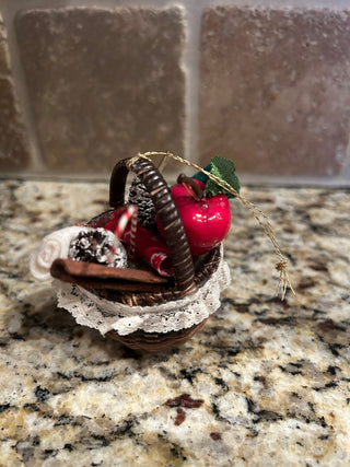 Mini Gift Basket Ornament    MTS|125032