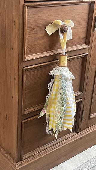 BP Spool Tassel Handmade yellow RCD|81649