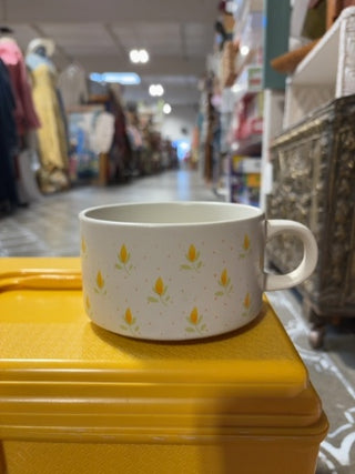 VTG Cottage floral mug/soup