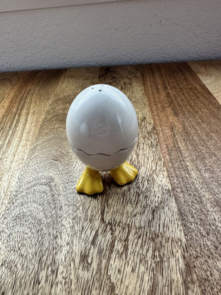 Ganz Egg on Duck Feet Salt & Pepper Shakers MTS