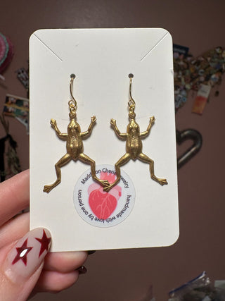 Brass Charm Frog Earrings MTS|128767