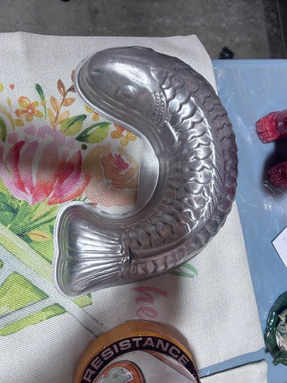 VTG MIRRO FISH ALUMINUM  MOLD