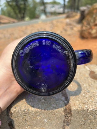 ONE vintage Libbey cobalt blue glass celestial mug