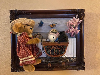 DM: Mom and baby in carriage bearscape