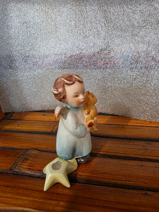 MTS Vtg Goebel Hummel Angel w/Teddy Bear|129987