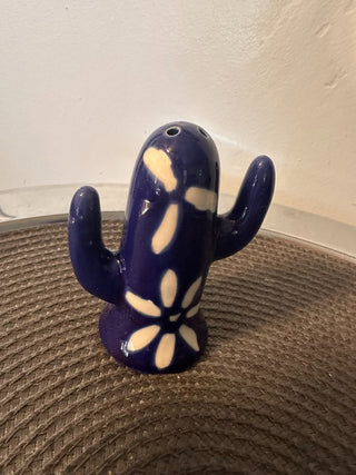 Salt Shaker Mexican Cactus MTS|93643