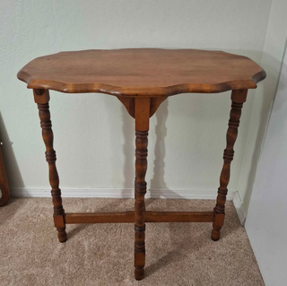 Vintage Spindle Leg Accent Table MTS|142830
