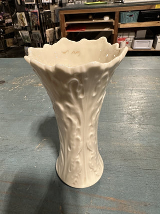 Vintage Lenox Woodland Collection Ivory Porcelain #62 VV MTS