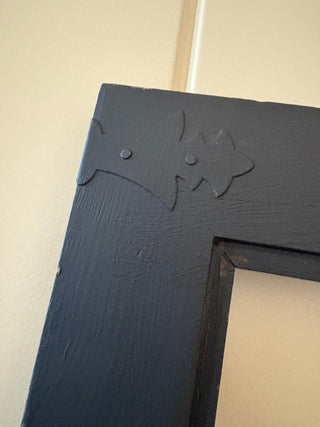 Wood picture frame , black decor on corners  7.5" x 9" RCD|105102