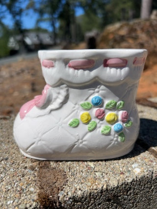 Vintage 1989 CMC Baby Girl Birth Quilted White Booties Ceramic Planter