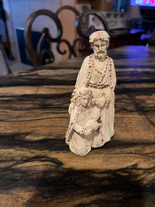 Vintage Jesus, Joseph and Mary Resin Figurine. RSV|125058