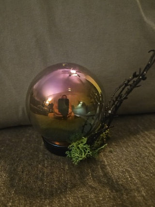 MTS-RM926-Plastic Crystal Ball w/twigs