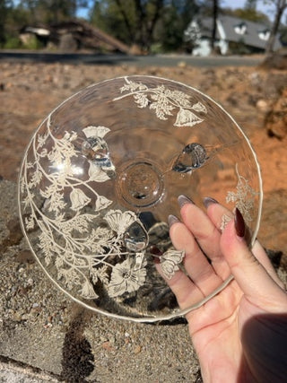 vintage Silver City glass piece in the Flanders Poppy Footed Bon Bon Dish