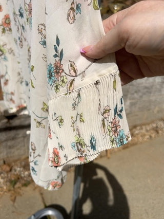 NWT DR2 Floral Boho Blouse Size M MTS