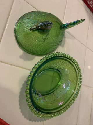 Jd-Rare Bright lime Catnival glass hen on nest|53393