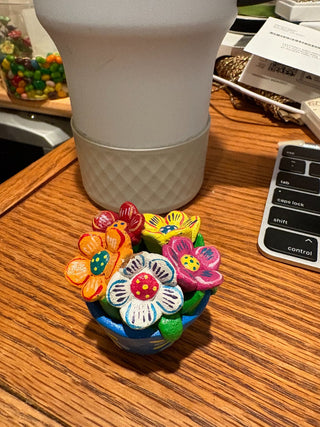Small clay pot w/clay flowers, handpainted 2". RCD|111503