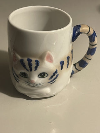 Henriksen Imports Cat Mug w/ Tail Handle--SP MTS
