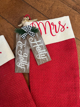 PAIR OF MR & MRS RED CHRISTMAS STOCKINGS WITH WOOD TAGS BURLAP-LIKE FABRIC NEW CONDITION (KJS) RCD|126490