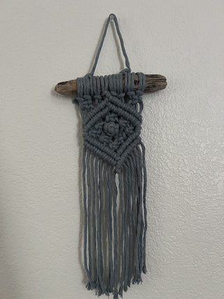 Diamond eye blue Macrame