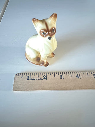 Vintage ceramic Siamese cat figurine RSV|117080