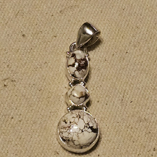 .925 3 stone wild horse pendant
