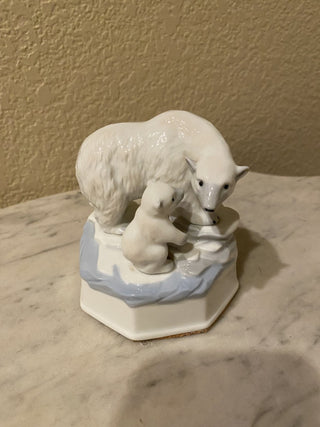 Otagiri vtg Polar bear with cub fine porcelain RCD|136648