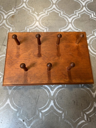 7 Peg Hanging Rack Board