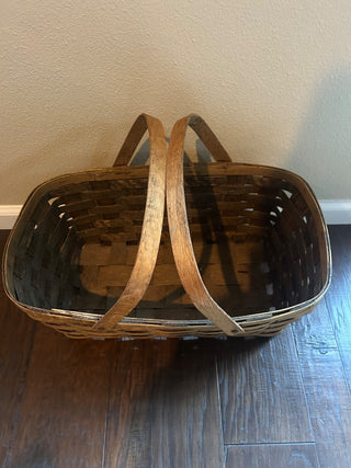 Large Vintage Splint Wood Market/Gathering Basket   MTS