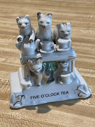 4"x3.5" German Vict. Fairing Fig, Cats 5 O'Clock Tea--SP MTS