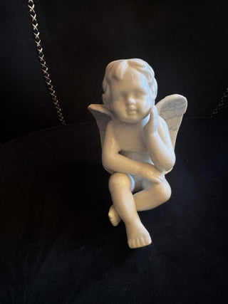 White Glossy Ceramic Angel Cherub Figurine Seated Thinker approx 4.5" Shelf Decoration #62 VV MTS
